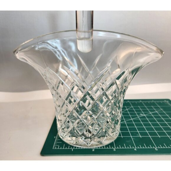 Pressed Cut Crystal Glass Basket Vase Handled Diamond Pattern Decorative Display - Picture 6 of 9